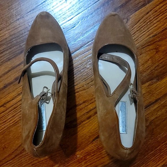 H by Halston suede platform pumps with strap - Picture 2 of 3